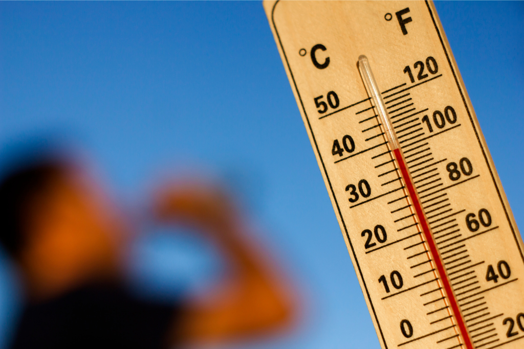 Protegeix-te de l'onada de calor: què fer si treballes a l'exterior